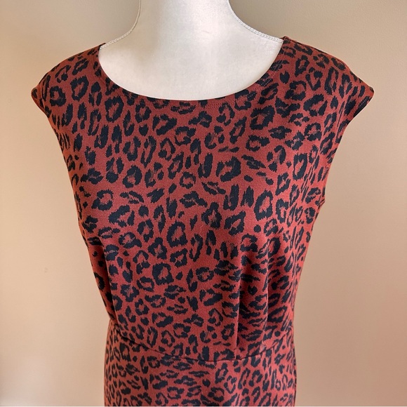 Nine West Animal Print Sleeveless Dress Size Medium NWT - Picture 3 of 7